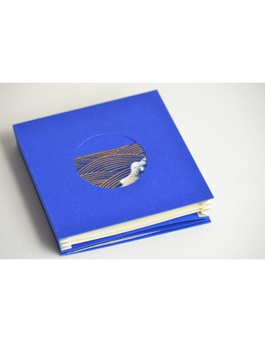 Tunnel book Hokusai copertina