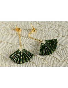 Orecchini origami a forma di ventaglio