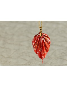 Collana origami a forma di foglia 2