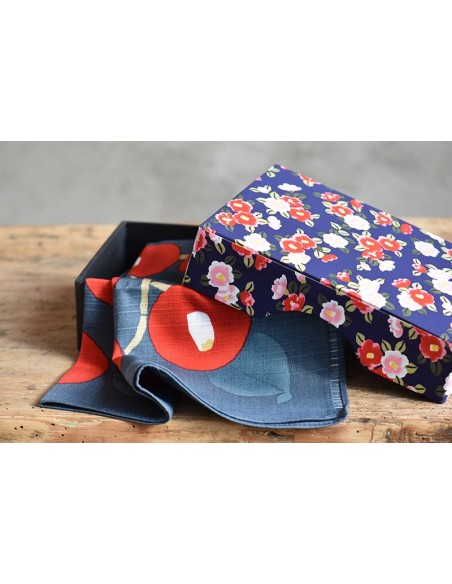 Furoshiki Tsubaki con scatola