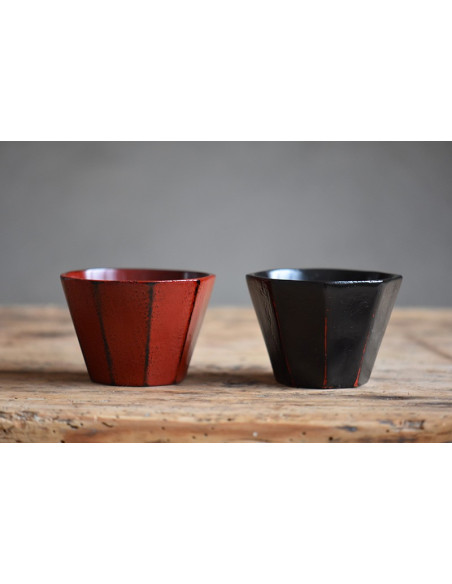 Tazze laccate per sake